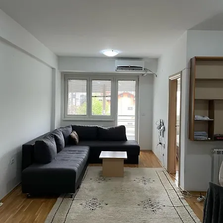 Apartment Ruzveltova 44 *