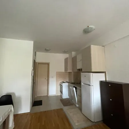 Ruzveltova 44 Apartment Skopje