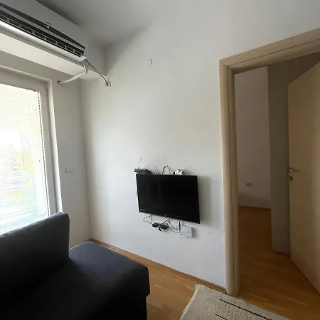 Ruzveltova 44 Apartment Skopje